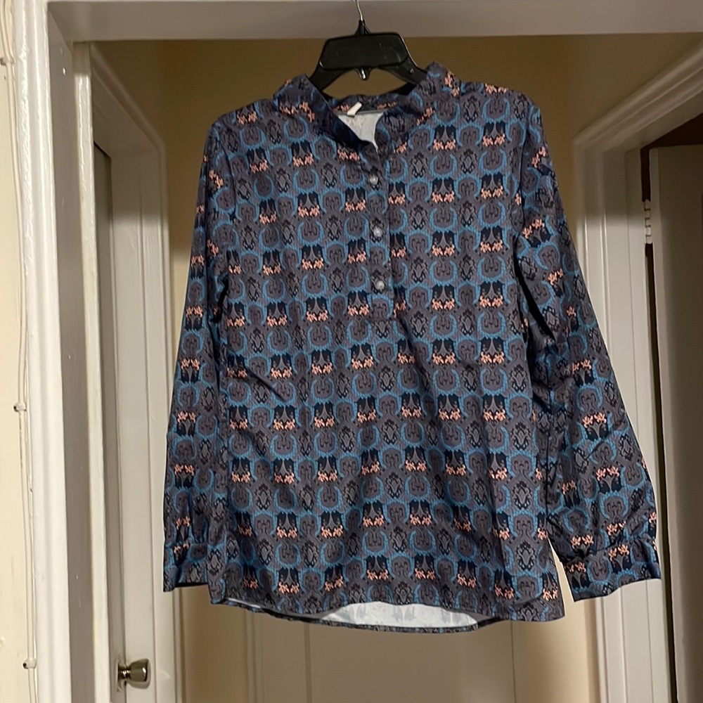 Women’s Blue Pattern Blouse - size S